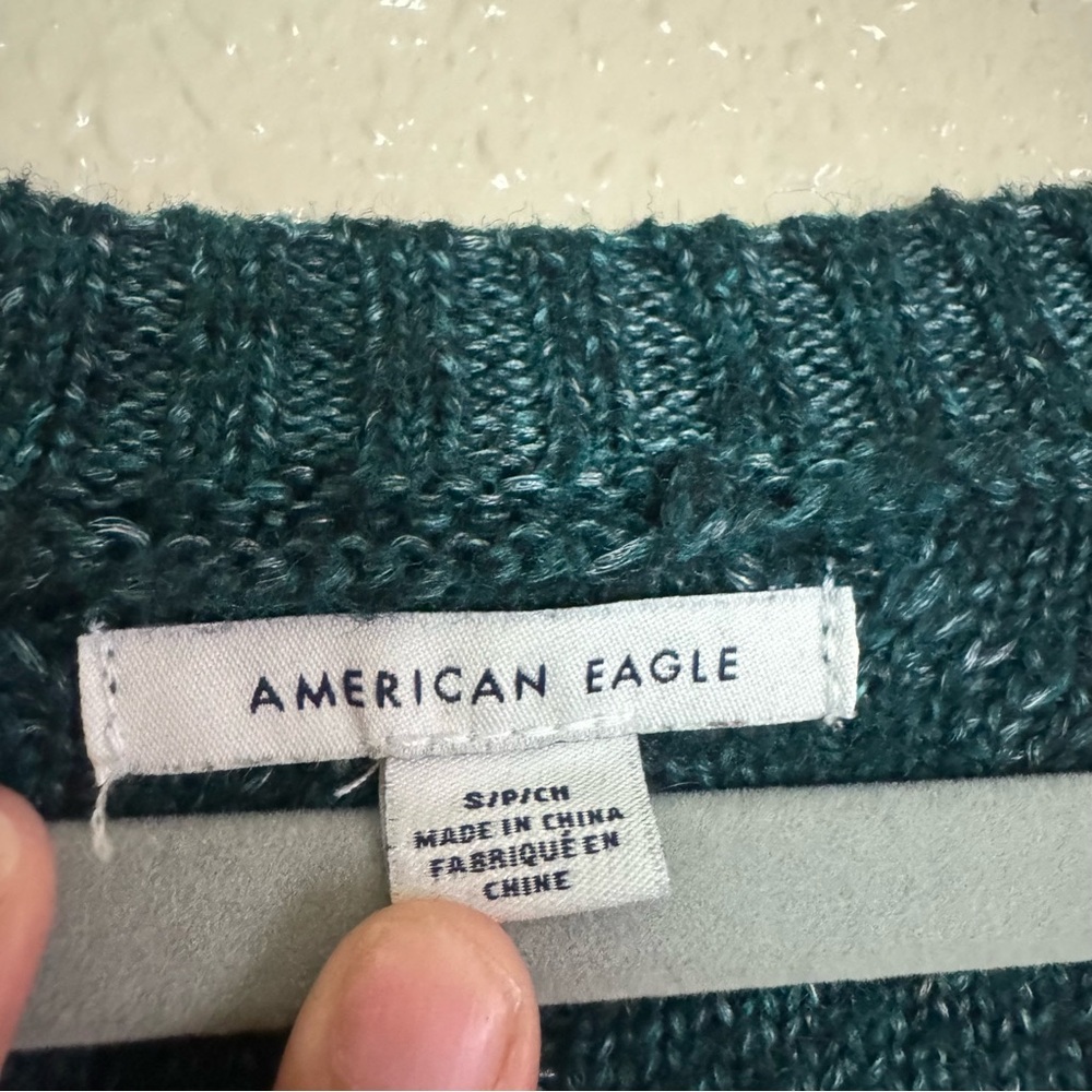 American Eagle Forest Green Henley Cropped Sweater - Picture 3 of 5